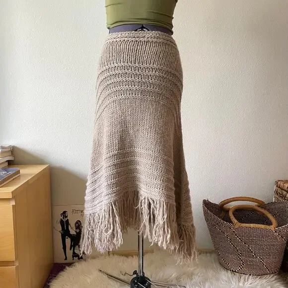 Y2K vintage 2000s Italian knit fringe maxi skirt euro boho fairy wool blend XS/S - Picture 4 of 9